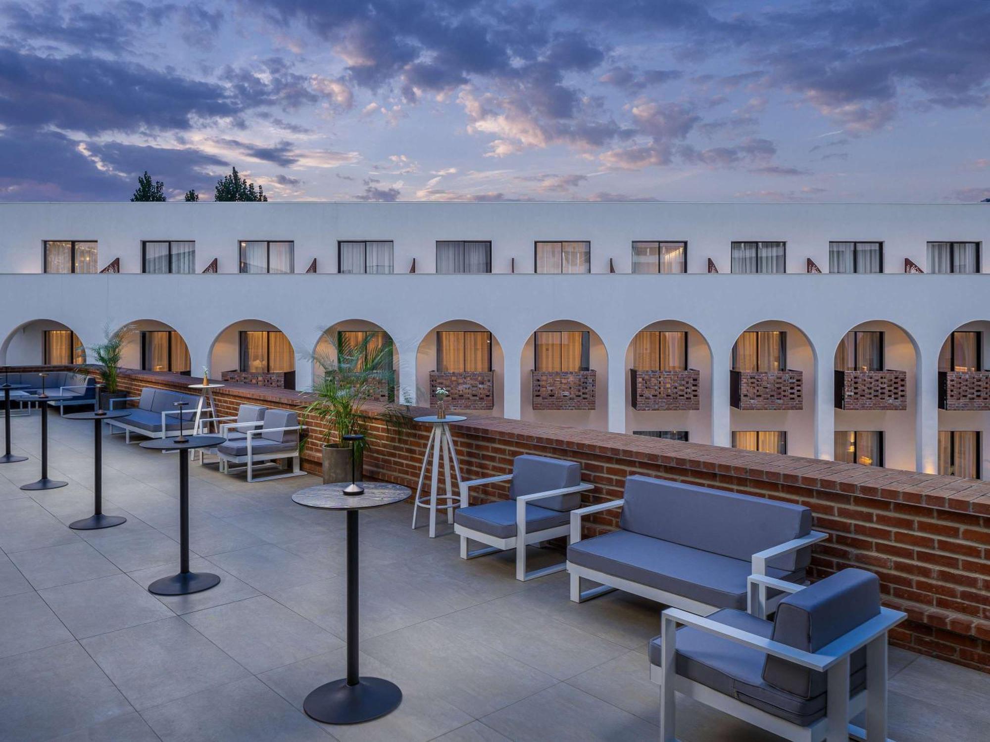Mercure Conacul Cozieni Pasarea Exterior photo
