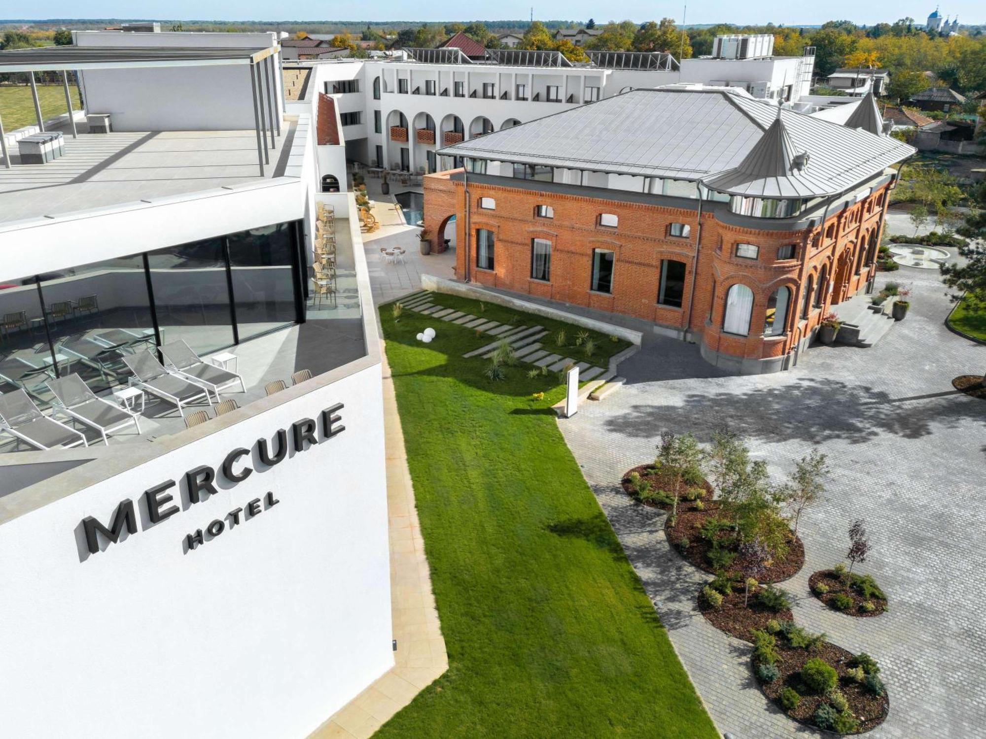 Mercure Conacul Cozieni Pasarea Exterior photo