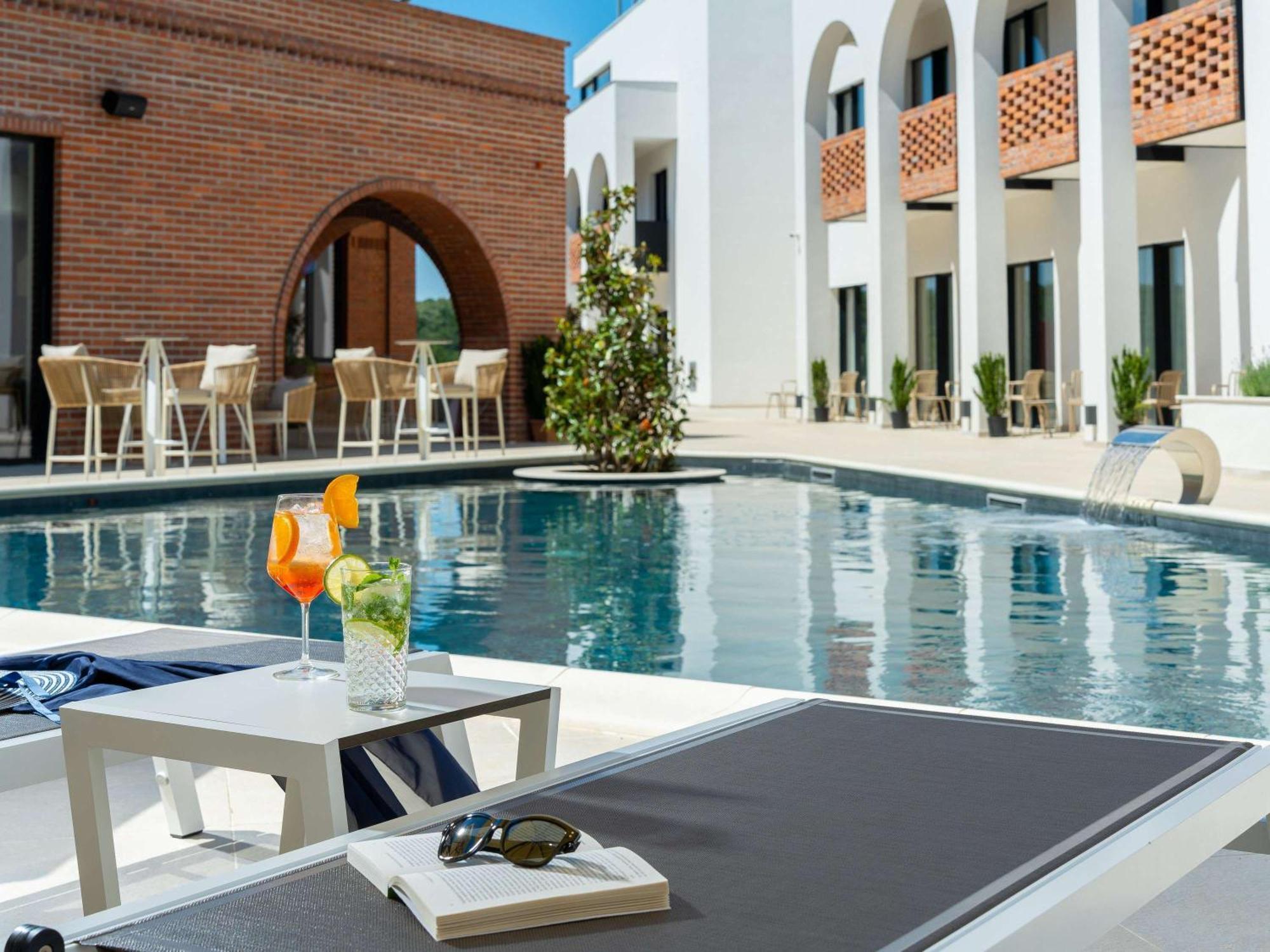 Mercure Conacul Cozieni Pasarea Exterior photo