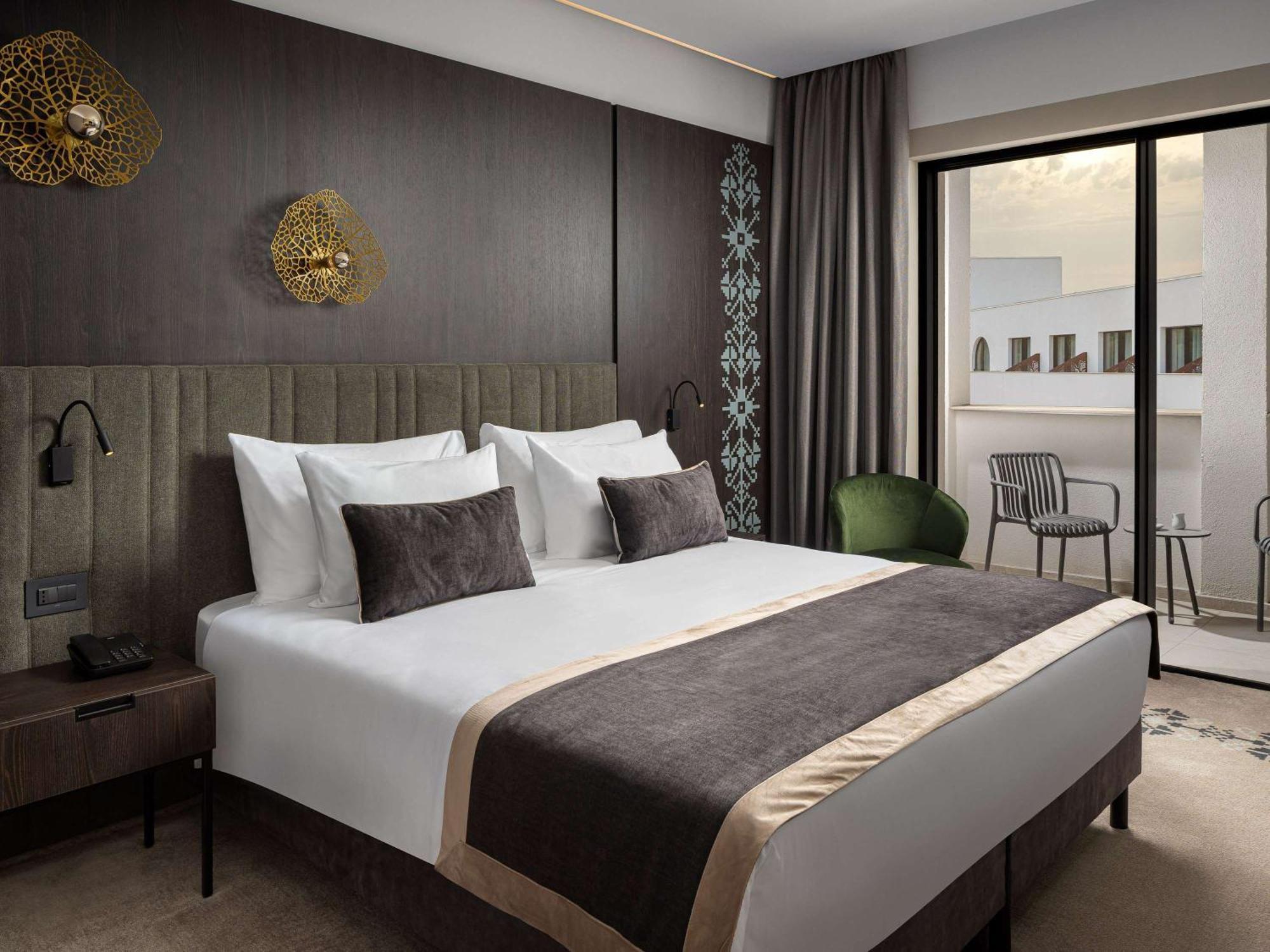Mercure Conacul Cozieni Pasarea Exterior photo