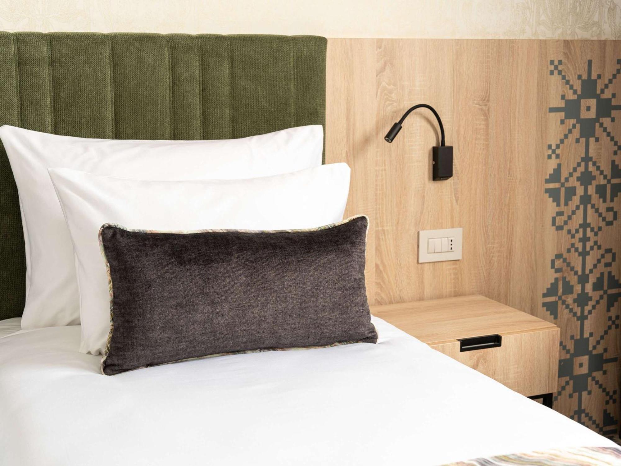 Mercure Conacul Cozieni Pasarea Exterior photo